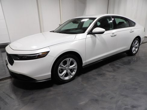 Used 2024 Honda Accord LX image 4