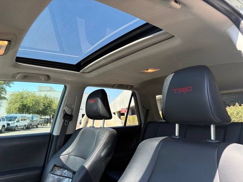 Used 2023 Toyota 4Runner TRD Off-Road Premium w/ Off Road Premium Plus Package AWD/4WD image 9