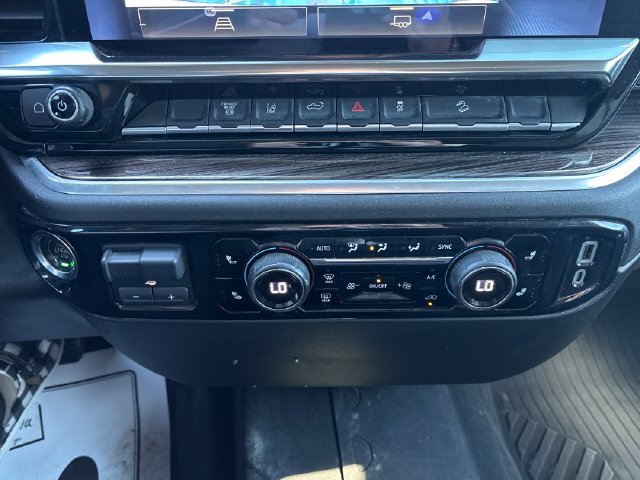 Used 2025 Chevrolet Silverado 2500 LT AWD/4WD image 14