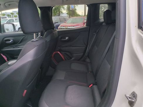 Used 2017 Jeep Renegade Trailhawk w/ Safety & Security Group AWD/4WD image 16