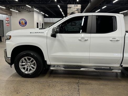 Used 2019 Chevrolet Silverado 1500 LT w/ All-Star Edition AWD/4WD image 5