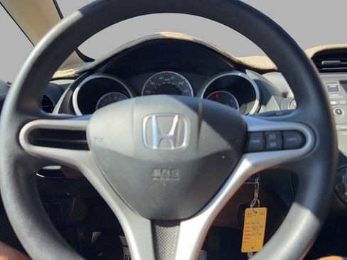 Used 2012 Honda Fit image 39
