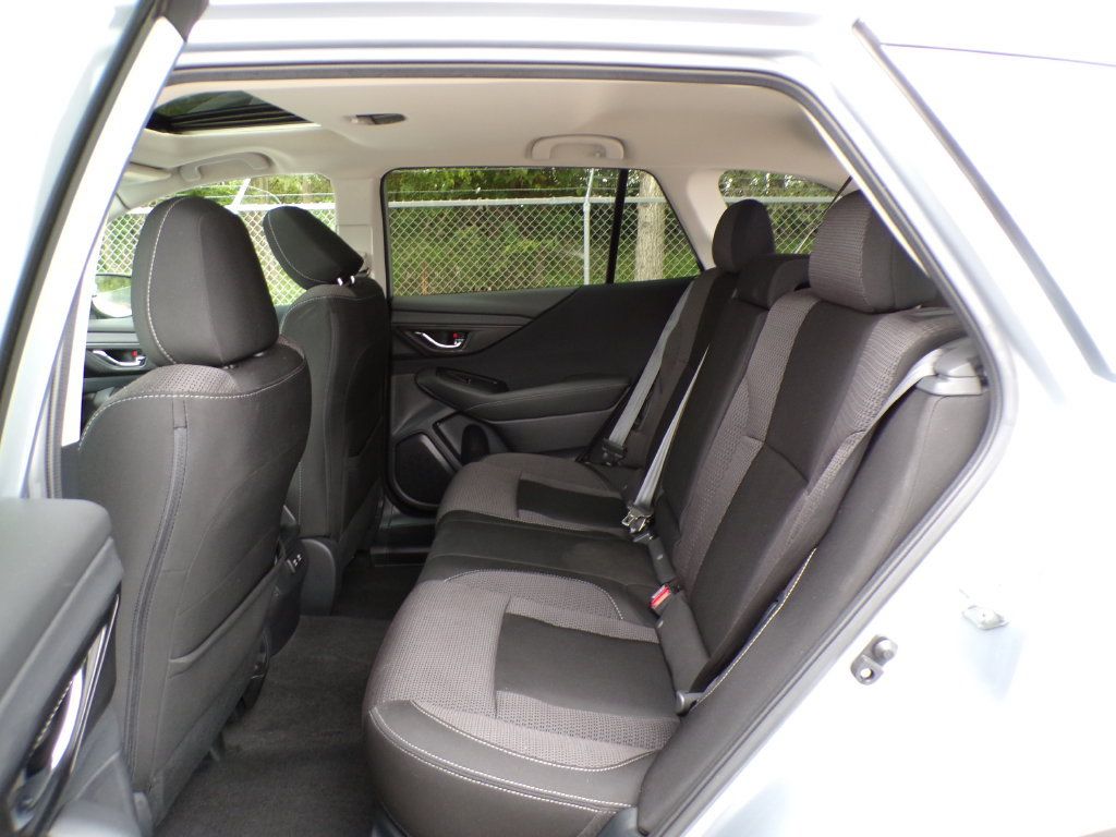 Used 2021 Subaru Outback Premium w/ Popular Package #1 AWD/4WD image 19