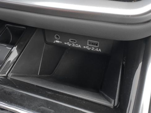 Used 2023 Subaru Legacy Premium image 17