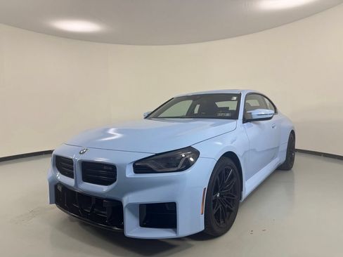 Used 2026 BMW M2 w/ Lighting Package RWD image 3