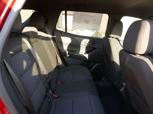 New 2026 Chevrolet Equinox LT image 11