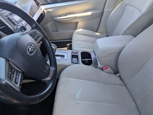 Used 2012 Subaru Outback 2.5i Premium AWD/4WD image 18