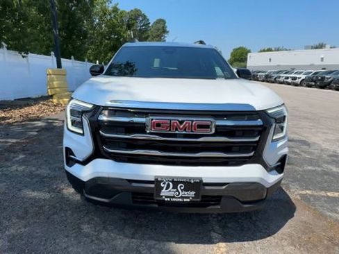 New 2026 GMC Terrain Elevation w/ Elevation Premium Package FWD image 3