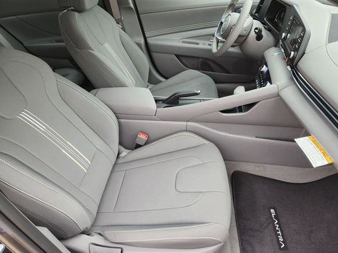 New 2026 Hyundai Elantra Sport image 10