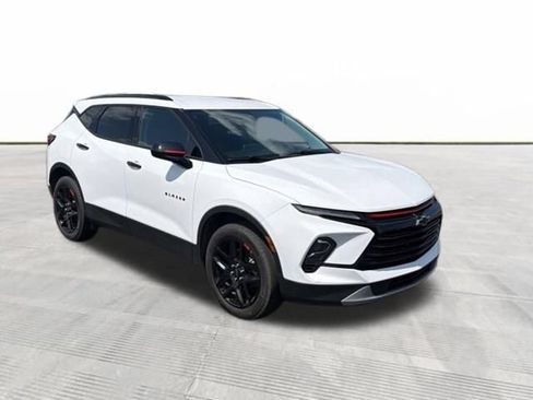 Used 2024 Chevrolet Blazer LT w/ Redline Edition FWD image 6