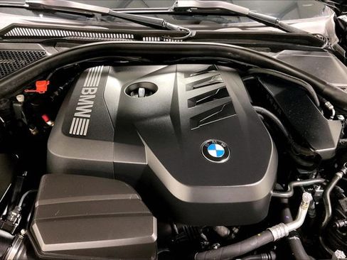 Used 2025 BMW 330i xDrive Sedan AWD/4WD image 10