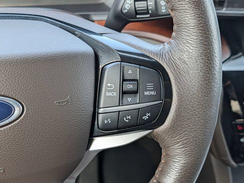 Certified 2024 Ford Explorer King Ranch w/ Technology Package AWD/4WD image 22