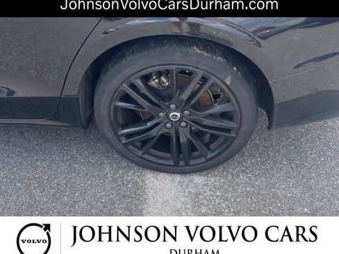 Used 2024 Volvo S60 B5 Plus AWD/4WD image 6