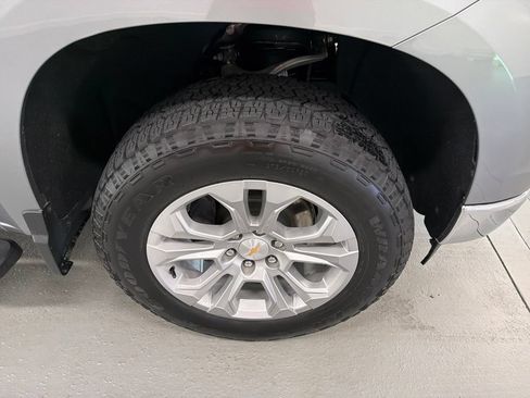 Used 2025 Chevrolet Silverado 1500 LTZ AWD/4WD image 4