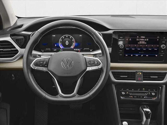 New 2027 Volkswagen Taos SE FWD image 4