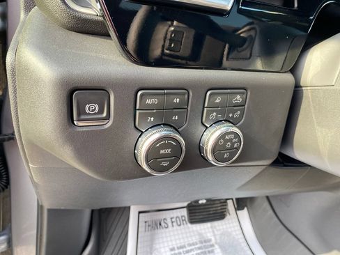 Used 2026 GMC Sierra 1500 SLT w/ SLT Premium Package AWD/4WD image 16