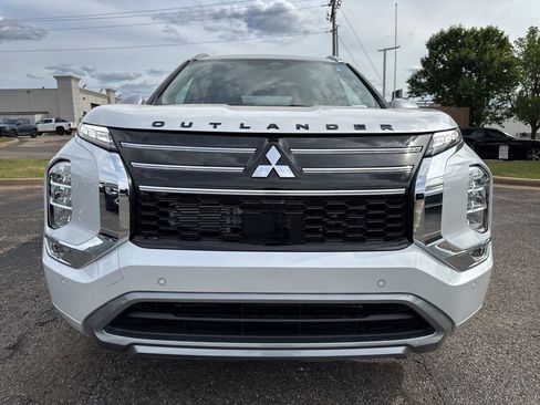 New 2026 Mitsubishi Outlander SEL FWD image 2