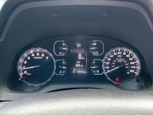 Used 2021 Toyota Tundra SR5 w/ SR5 Leather Package image 26