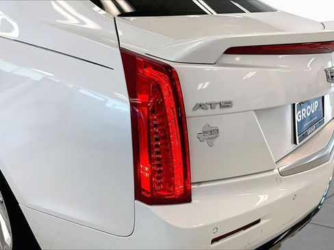 Used 2017 Cadillac ATS V w/ Luxury Package RWD image 28
