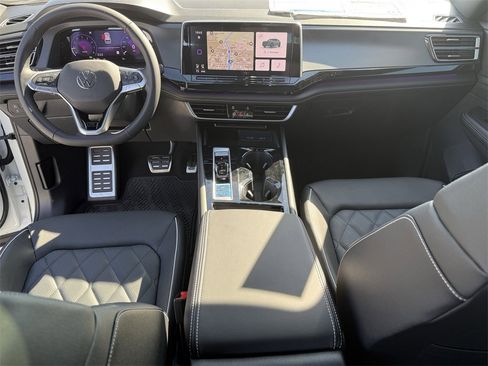 New 2026 Volkswagen Atlas Cross Sport SEL Premium R-Line image 25
