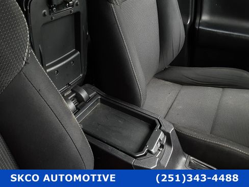 Used 2018 Toyota RAV4 Adventure image 25