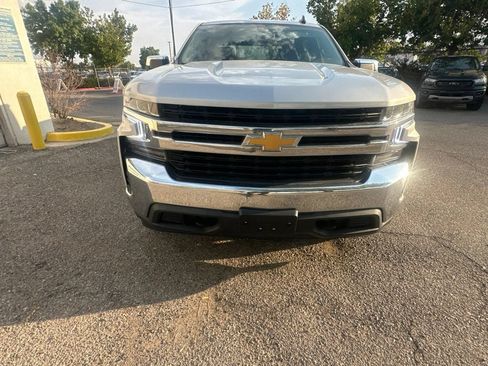 Used 2021 Chevrolet Silverado 1500 LT w/ Bed Protection Package AWD/4WD image 9