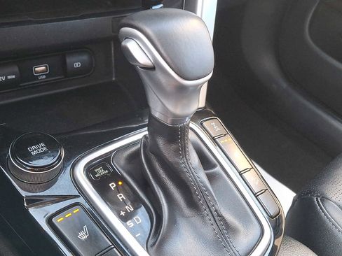 Used 2021 Kia Seltos SX w/ SX Sunroof Package image 13