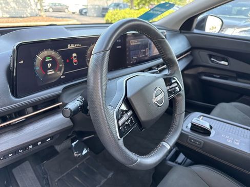 Used 2023 Nissan Ariya AWD image 27