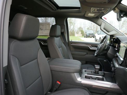 New 2026 Chevrolet Silverado 1500 LTZ w/ LTZ Premium Package image 11