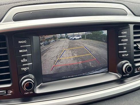 Used 2020 Kia Sorento LX w/ LX I4 Convenience Package FWD image 27