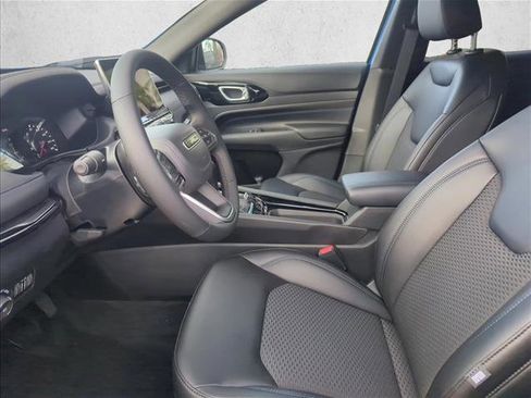 New 2026 Jeep Compass Latitude AWD/4WD image 3