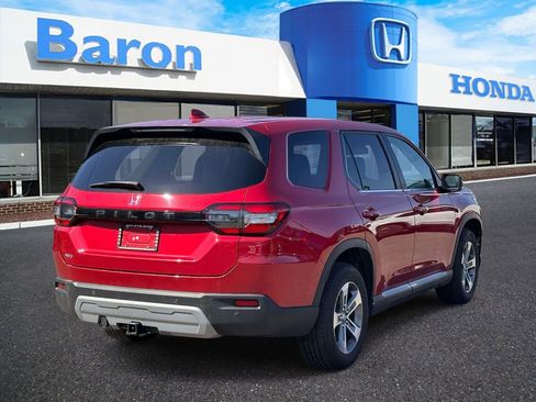 Used 2025 Honda Pilot EX-L image 5