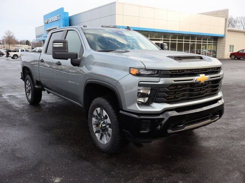 New 2026 Chevrolet Silverado 2500 Custom w/ Custom Value Package image 2