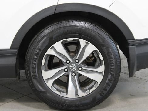 Used 2019 Honda CR-V LX image 15
