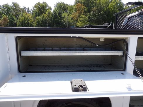 Used 2018 Ford F250 XL w/ Power Equipment Group RWD image 47
