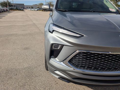 Used 2024 Buick Encore GX Avenir w/ Avenir Technology Package image 12