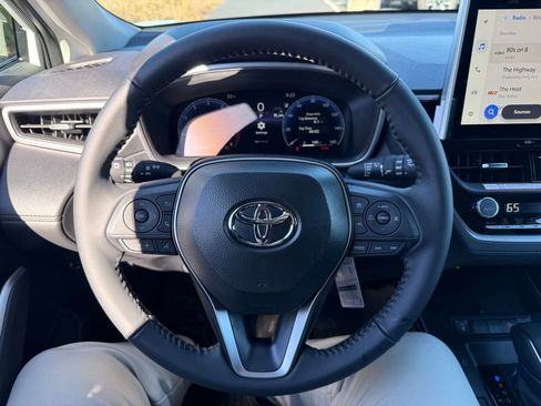 New 2026 Toyota Corolla Cross XLE image 15
