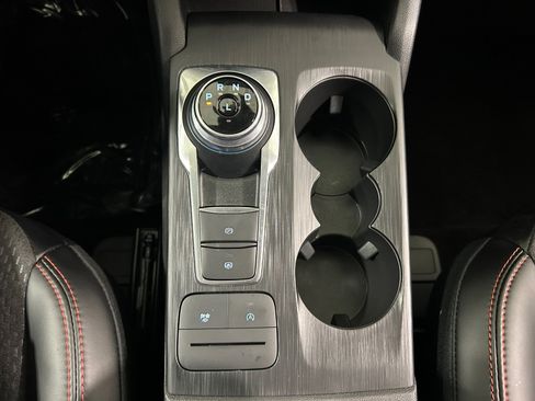 Used 2025 Ford Escape ST-Line FWD image 17