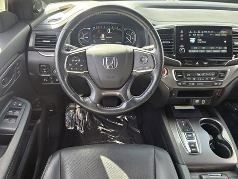 Used 2023 Honda Passport EX-L image 12