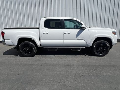 Used 2021 Toyota Tacoma SR5 RWD image 7