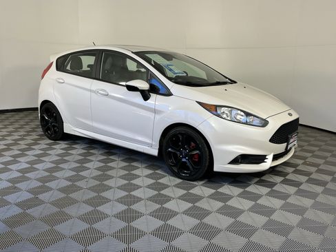 Used 2018 Ford Fiesta ST w/ ST Recaro Package image 8