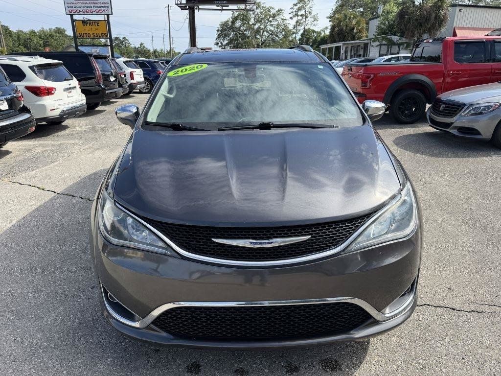 Used 2020 Chrysler Pacifica Limited FWD image 2