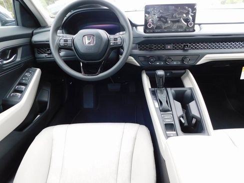 New 2025 Honda Accord LX image 13