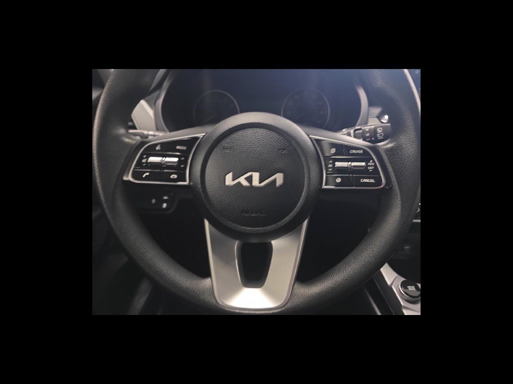 Used 2023 Kia Seltos LX AWD/4WD image 14