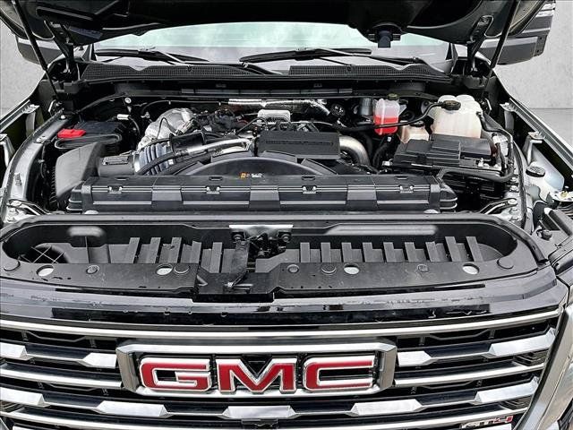 Used 2025 GMC Sierra 2500 AT4 w/ AT4 Premium Plus Package AWD/4WD image 11