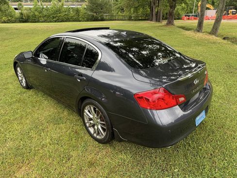 Used 2011 INFINITI G37 Journey w/ Premium Pkg RWD image 9