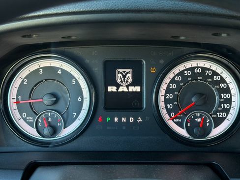 Used 2024 RAM 1500 Warlock RWD image 22