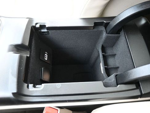 Used 2020 Lincoln Nautilus Reserve w/ Equipment Group 201A image 30