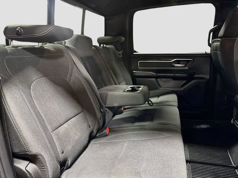 Used 2019 RAM 1500 Big Horn AWD/4WD image 19