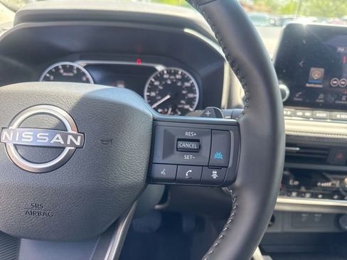 Used 2026 Nissan Rogue SV AWD/4WD image 13